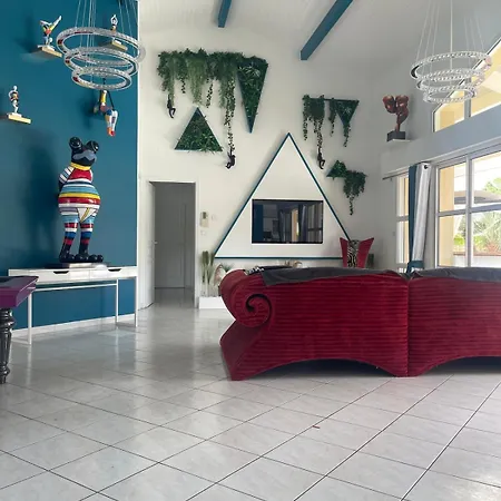 Magnifique Avec Piscine Et Jacuzzi